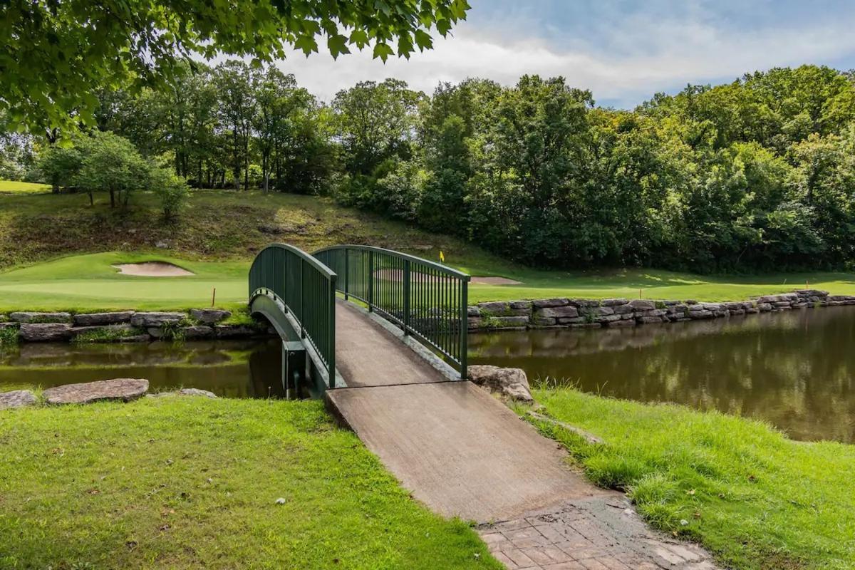Golf On Site - Walk-In Shower - Jetted Tub - Free Attraction Tickets Included 브랜슨 외부 사진